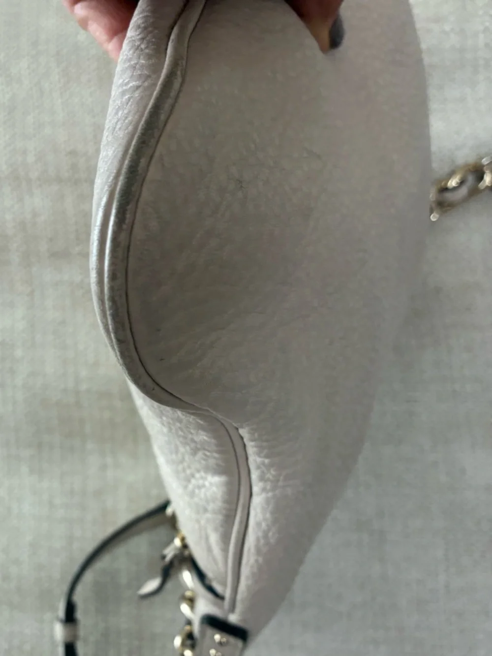 kate spade EUC Cream  Jackson Pebbled Leather Crossbody Bag with Gold Hardware - Picture 7 of 15